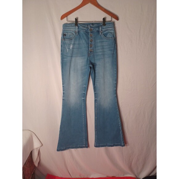 KANCAN ARLO HIGH RISE CURVY FLARE JEANS - Picture 2 of 9